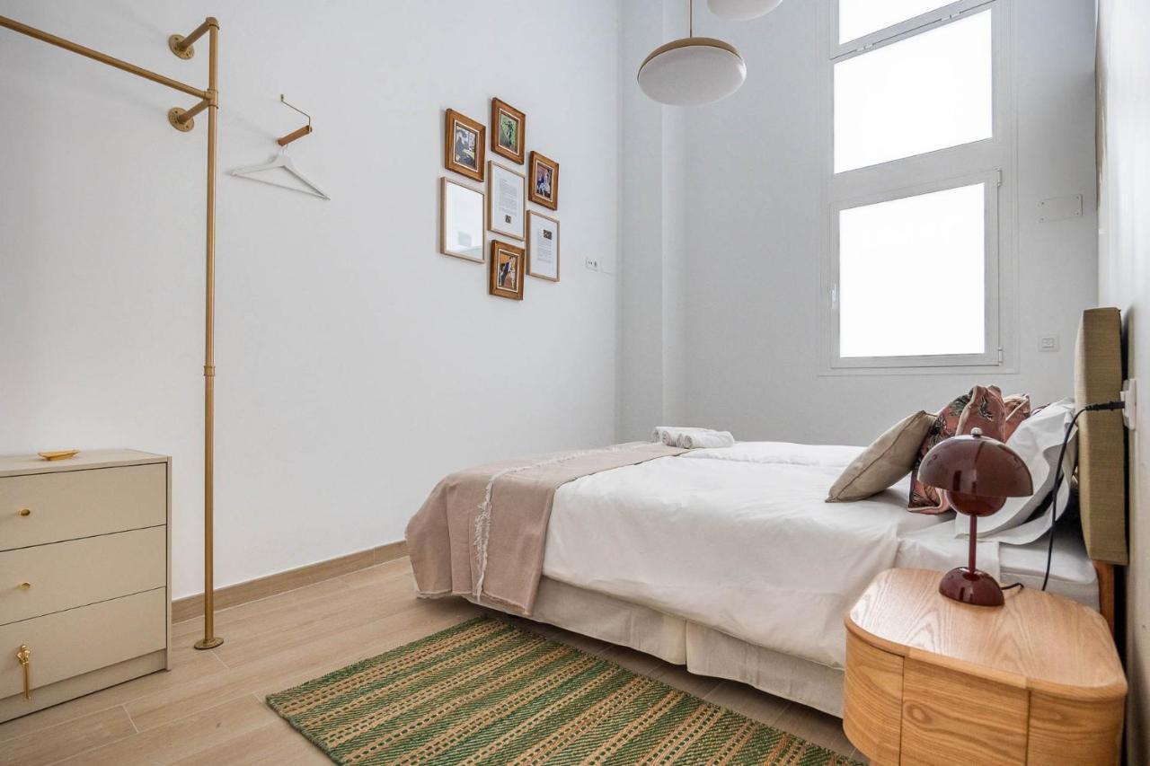 Ferienwohnung Pop Art Historia De Conde Negro Con Patio Privado Sevilla Exterior foto
